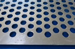 吸音的沖孔網(wǎng)究竟有何優(yōu)勢(shì) 吸音的沖孔網(wǎng)究竟有何優(yōu)勢(shì)